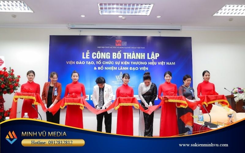 Báo giá cho thuê bộ cắt băng khai trương trọn gói